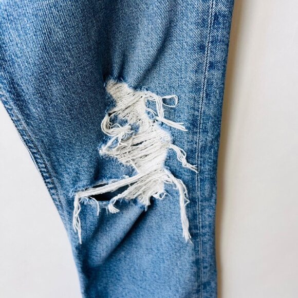 Agolde Riley Highrise crop distressed jeans, blue, size 26 N58 - Picture 7 of 12